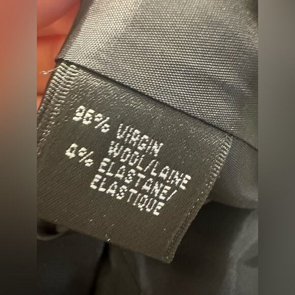 Lafayette 148 Black 3 Button Blazer Size 16 Virgin Wool EUC - Picture 5 of 7